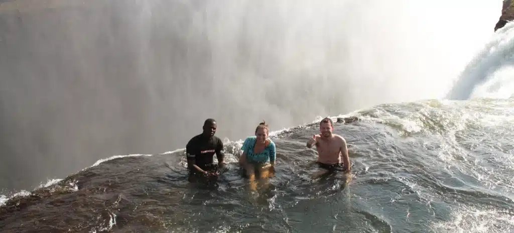 devils pool livingstone