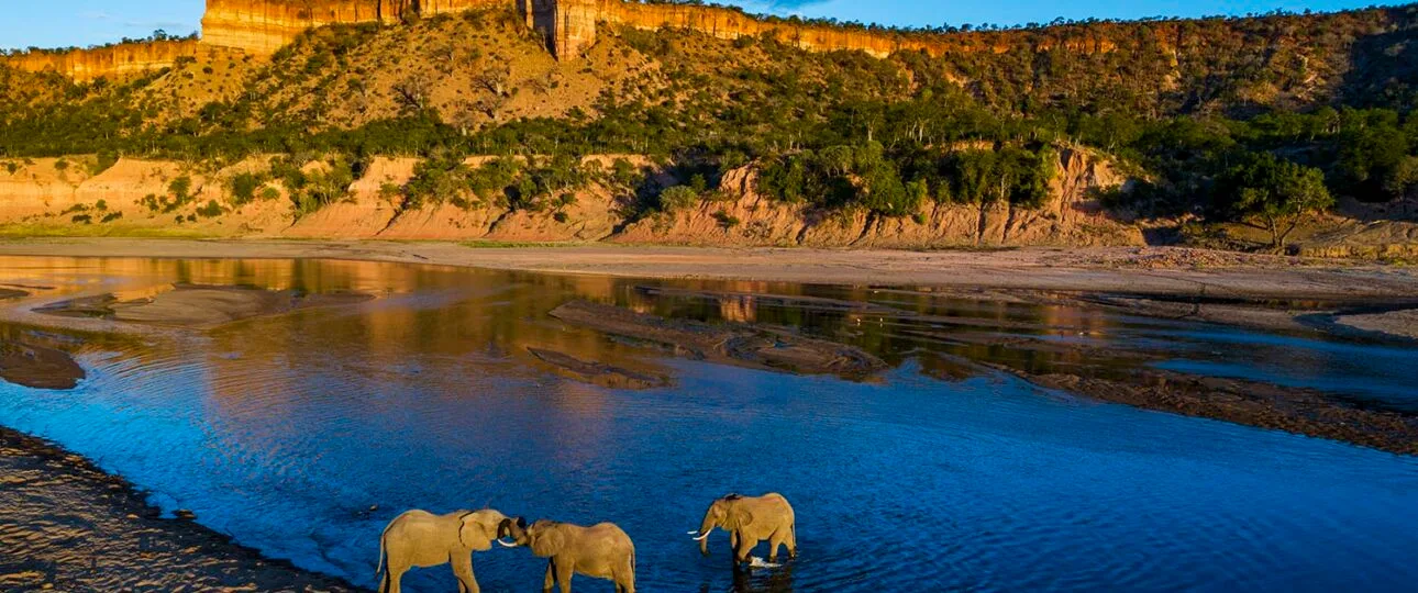gonarezhou national park 1290x540 (1)