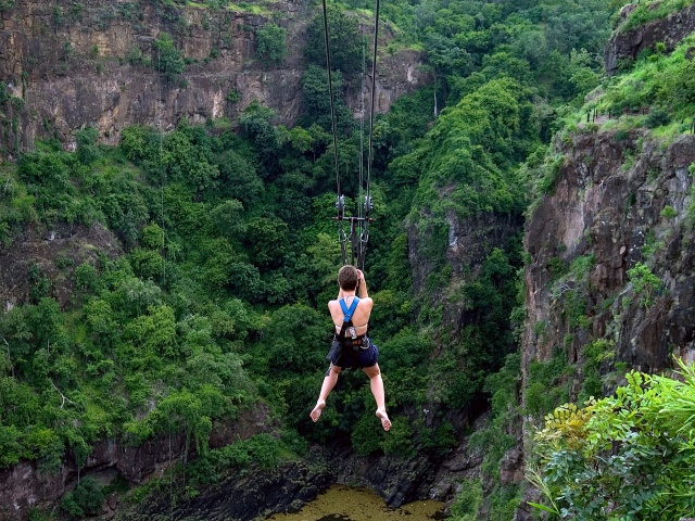 zipline solo